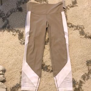 Athleta crop leggings